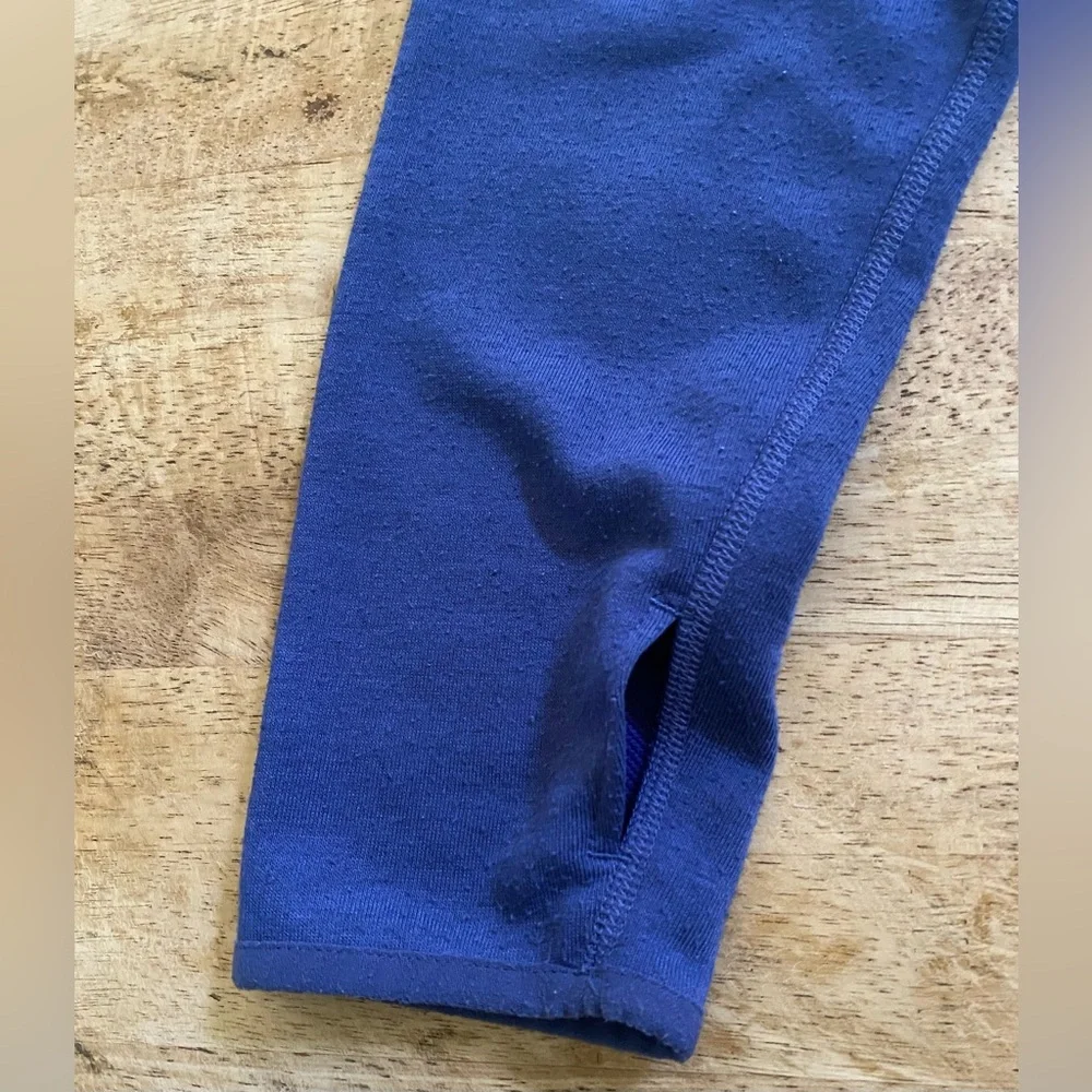 Nike Dri Fit Women’s Size XL Blue‎ Scuba Neck Hoodie